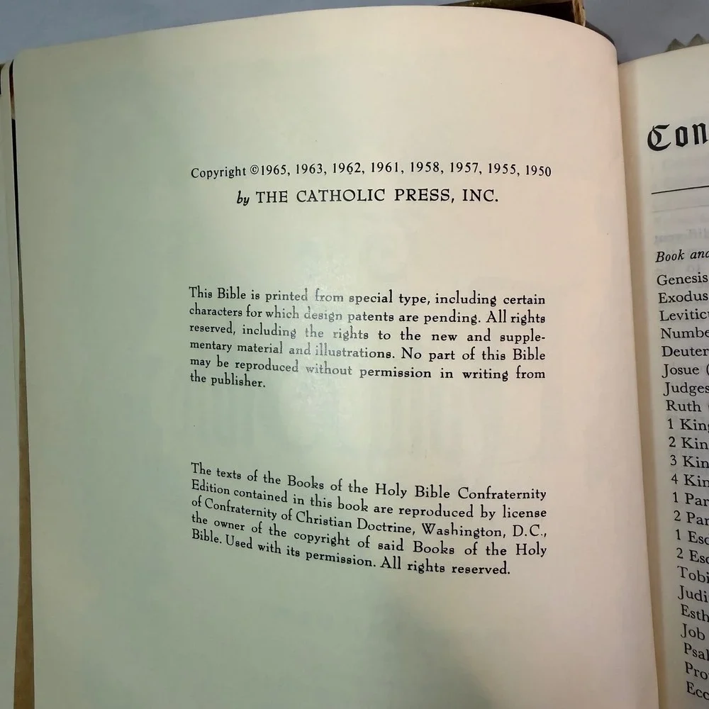 1965 Holy Name Deluxe Edition Catholic Bible Gold Gilt Illustrated Vintage